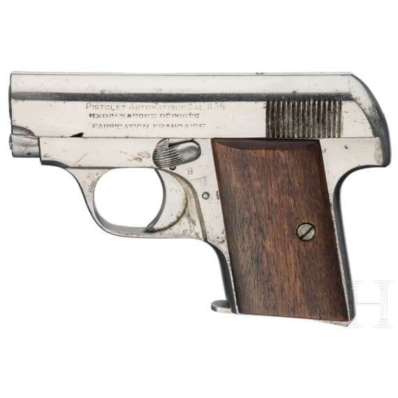 An Ixor pistol by Manufrance