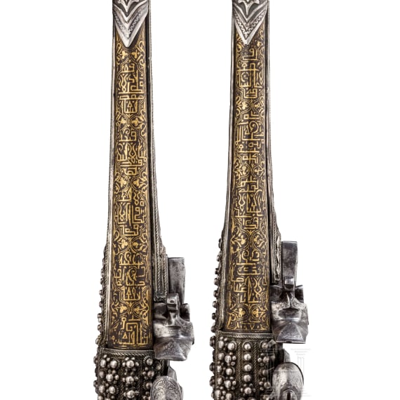 Ein Paar goldtauschierte und silbermontierte Prunk-Steinschlosspistolen, balkantürkisch, 19. Jhdt.