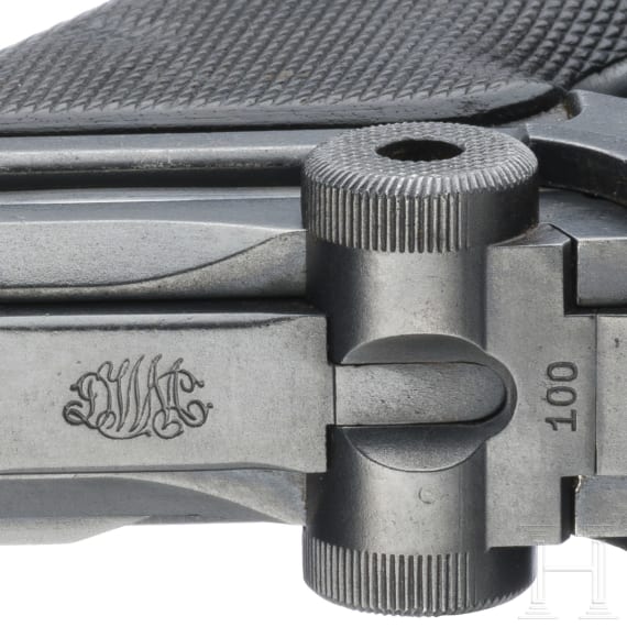 A Luger pistol Mod. 04 (1906) by DWM, 1st pattern ("non altered safety"), with shoulder stock and holster, Reichsmarine