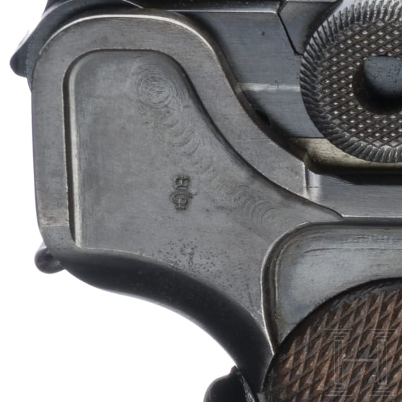 A Navy Luger by DWM, Mod. 04 (1906), Reichsmarine, Gouv. Kiautschou, with accessories