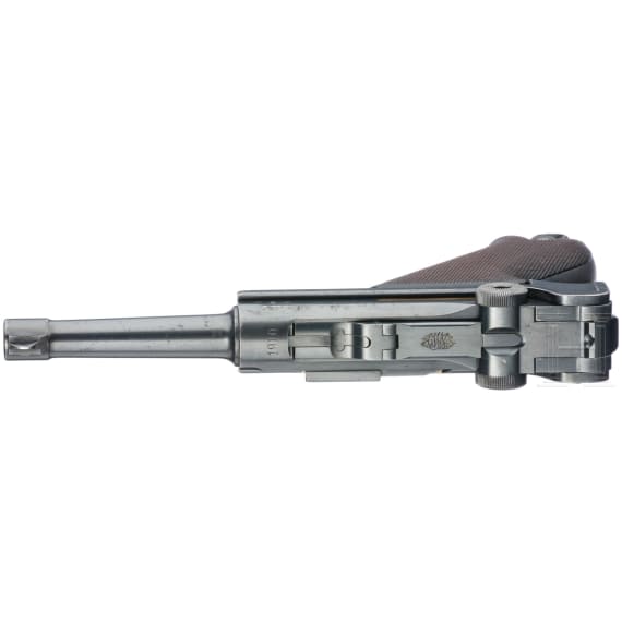 A Luger pistol by DWM, 1910, no hold-open; Bavaria