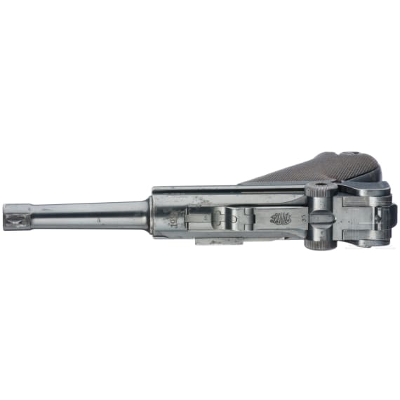 A Luger pistol by DWM, 1913, no hold-open, machine-gun bataillon