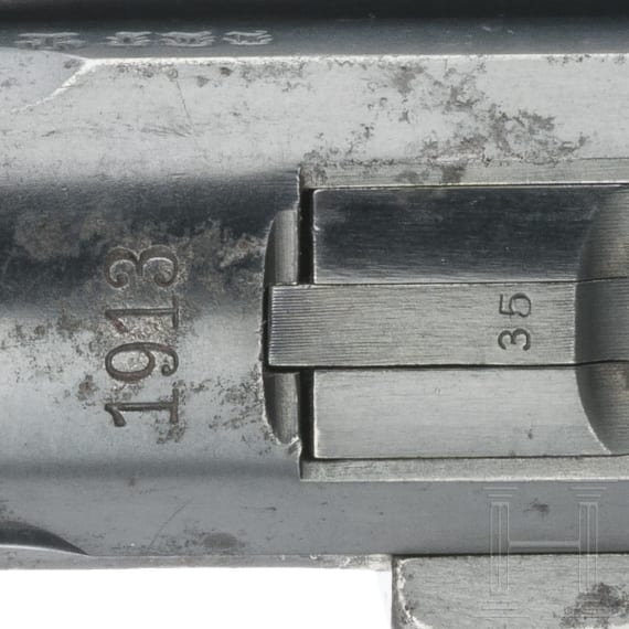 A Luger pistol by DWM, 1913, no hold-open, machine-gun bataillon