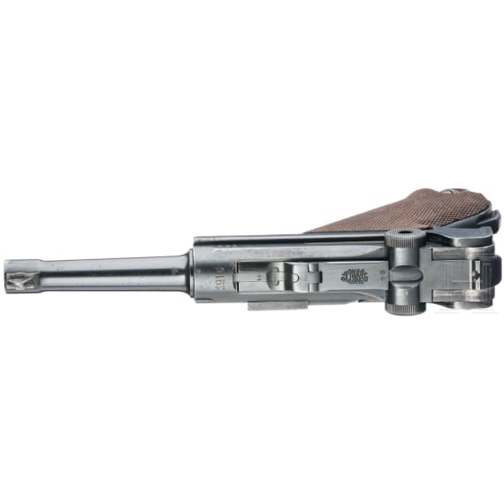 A Luger pistol by DWM, 1915, with holster
