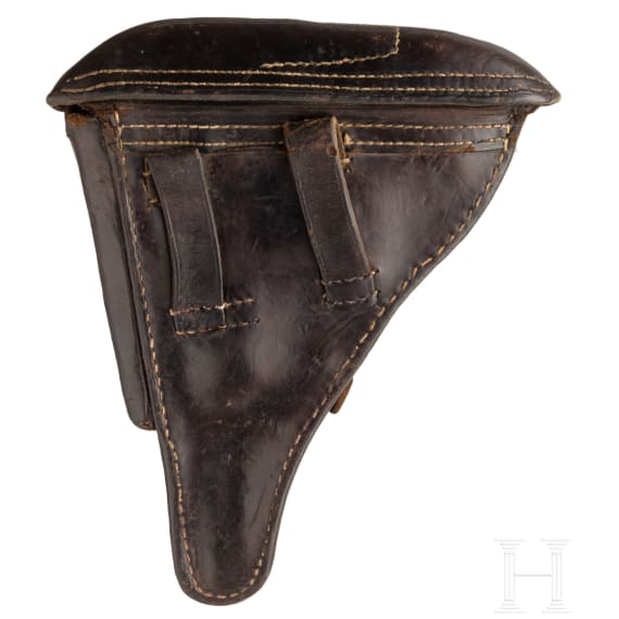 A Luger pistol by DWM, 1915, with holster
