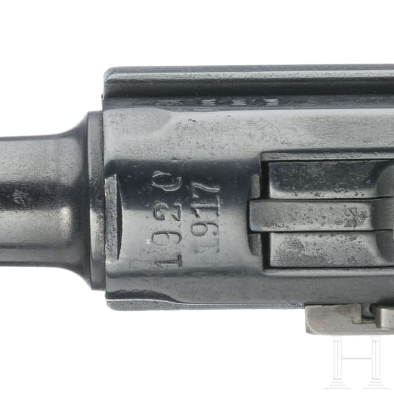 A Luger pistol by DWM, 1917/1920, Reichswehr, police