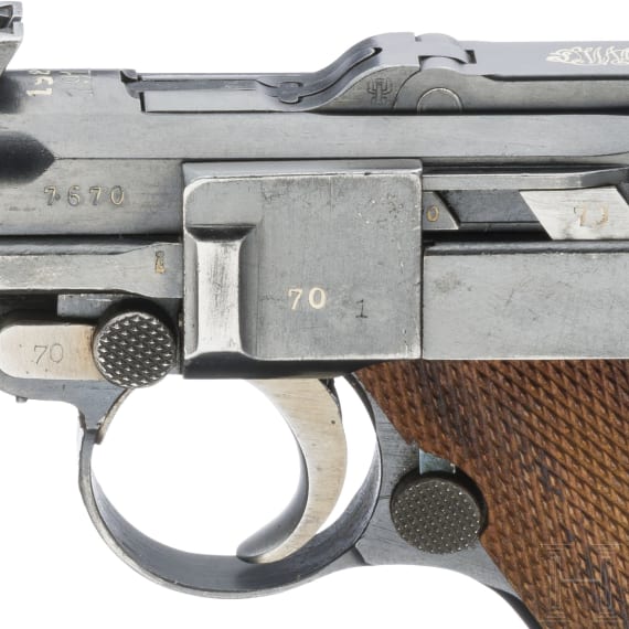An Artillery Luger by DWM, 1917/1920, with holster, Weimar, Kriegsmarine