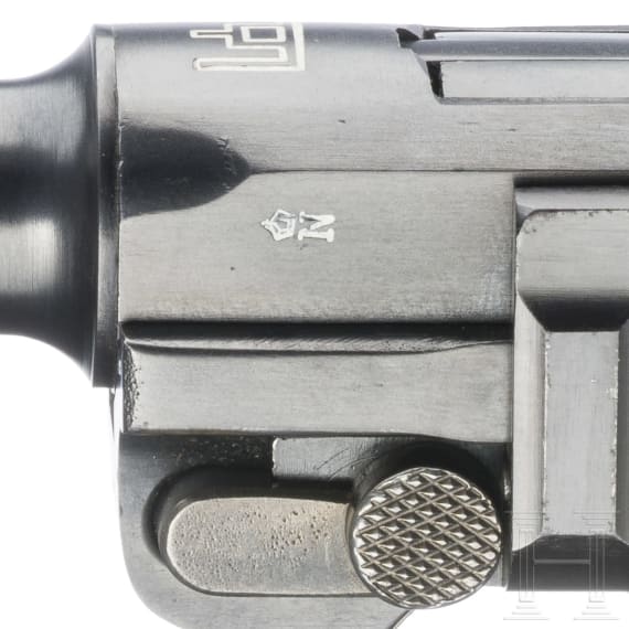 A Luger pistol by DWM, Mod. 1920, marked "Frankenschloss Suhl", Lithuanian contract (Border Police), 1940