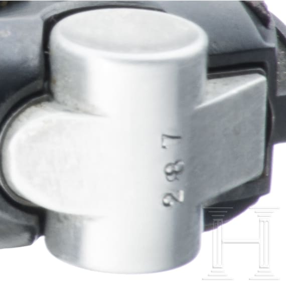A Luger pistol by DWM, Mod. 1920, marked "Frankenschloss Suhl", Lithuanian contract (Border Police), 1940