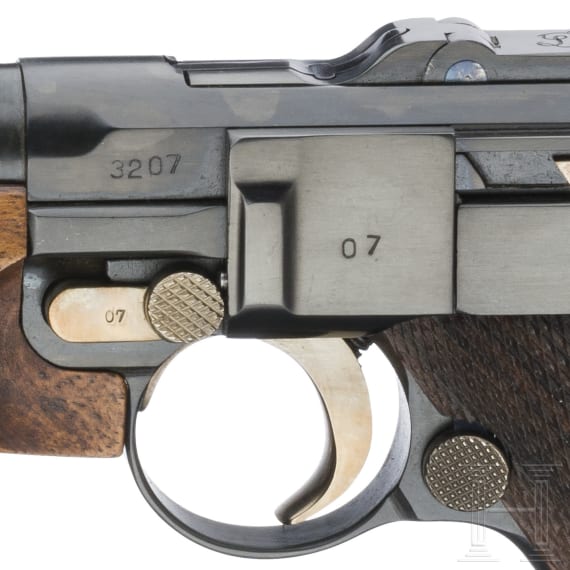 A cased Luger Carbine Mod. 1900 - 2000, Wagner & Sohn Commemorative