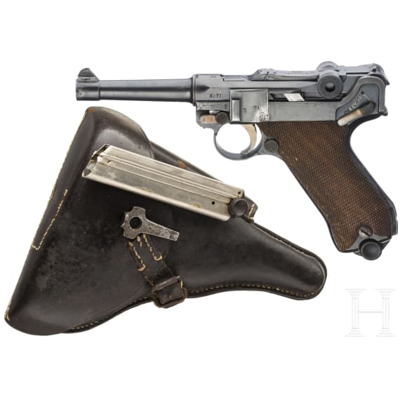 Pistole 08, Erfurt 1918, zwei Magazine, mit Koffertasche
