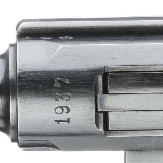 A Krieghoff Luger, 1937, with holster, Luftwaffe