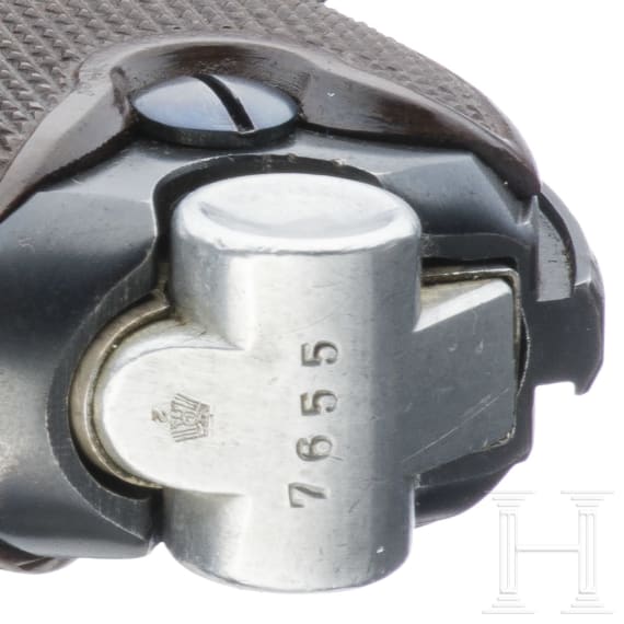 A Krieghoff Luger, 1937, with holster, Luftwaffe