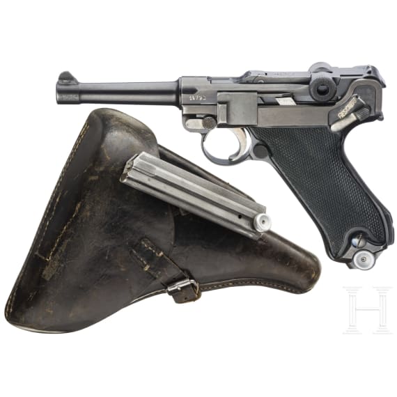 A Krieghoff Luger, 1941, Luftwaffe, with holster and two matching magazines