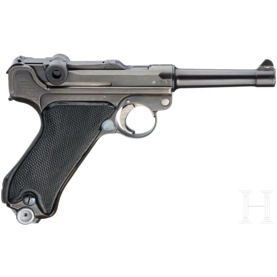 A Krieghoff Luger, 1941, Luftwaffe, with holster and two matching magazines