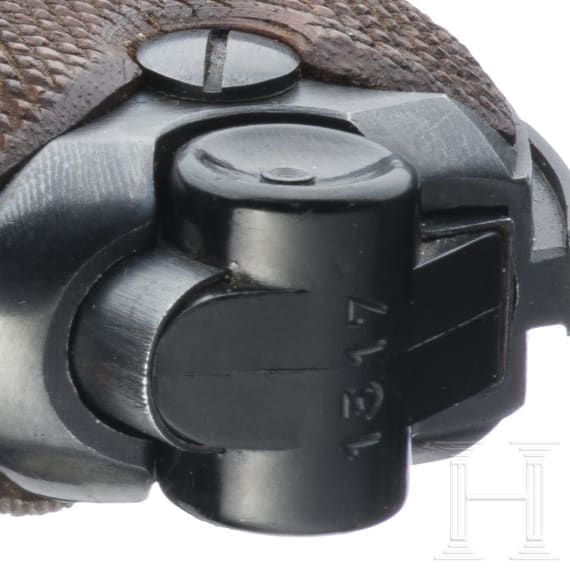 A "K&uuml;" marked Luger pistol by Mauser, code "41 - byf", 2 matching mags, holster; Luftwaffe