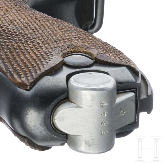A Luger pistol Mod. 1934 by Mauser, 1939, with holster, Swedish contract