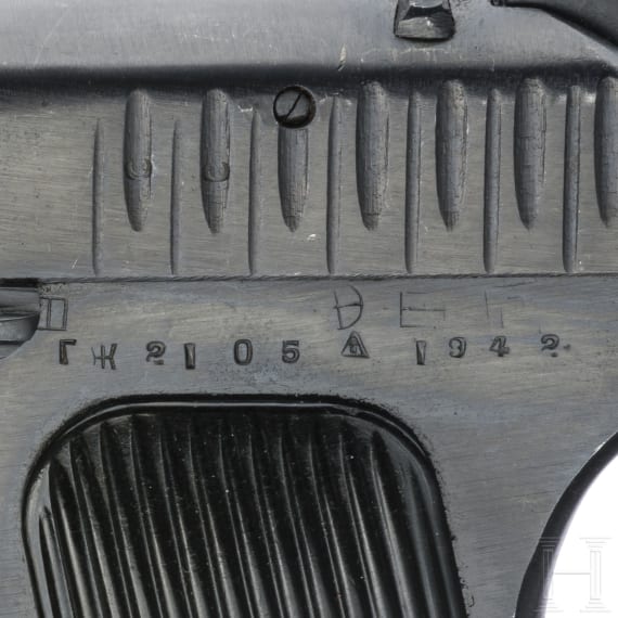 Tokarev TT 33, mit Tasche