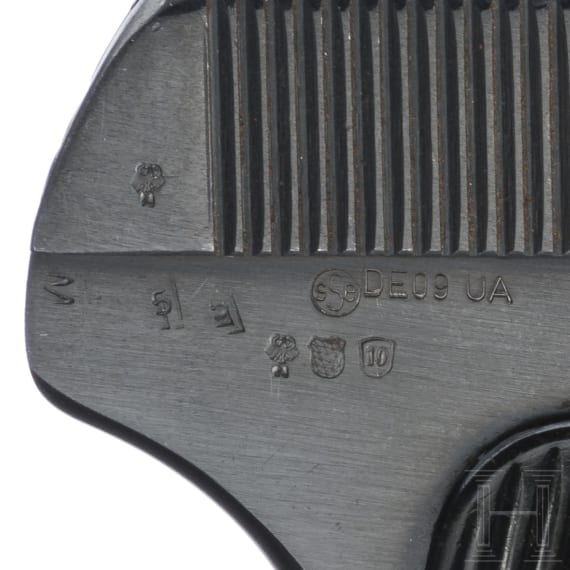 Tokarev TT 33, mit Tasche