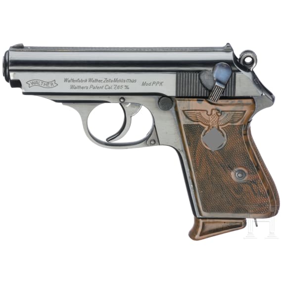 A Walther PPK, "Honor Weapon of the Political Leaders", in box, with party leader holster with shoulder strap