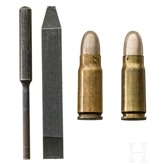 Accessories and cartridges for a Borchardt C 93
