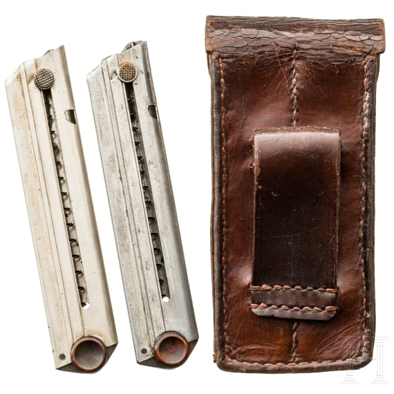 Double Magazine Pouch with two magazines for Luger pistols