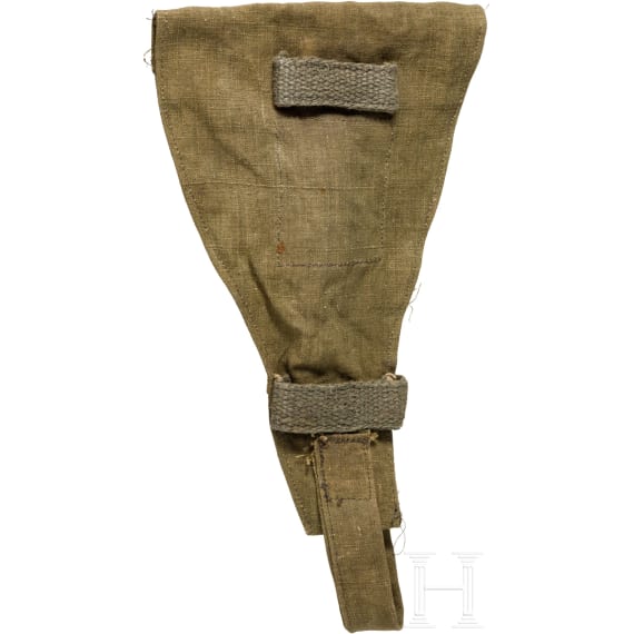 An original canvas bag for a Luger snail drum magazine