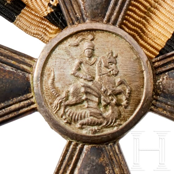Zwei St.-Georgs-Kreuze, private Fertigungen, Russland bzw. deutsche Fertigung, 19. bzw. Anfang 20. Jhdt.