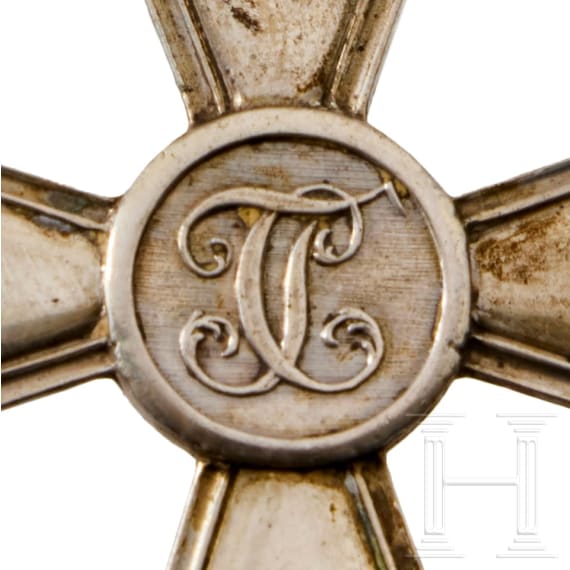 Zwei St.-Georgs-Kreuze, private Fertigungen, Russland bzw. deutsche Fertigung, 19. bzw. Anfang 20. Jhdt.
