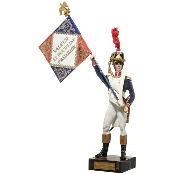 Offizier der Linieninfanterie um 1810 als Fahnentr&auml;ger - Uniformfigur von Marcel Riffet, 20. Jhdt.
