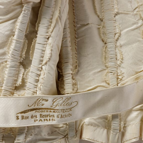 Kaiserin Elisabeth von Österreich - cremefarbenes Seidenoberteil, Mme Gilles, Robes & Manteaux, Paris, um 1860/70