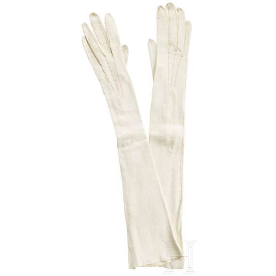 Kaiserin Elisabeth von &Ouml;sterreich - ein Paar wei&szlig;e Lederhandschuhe, vor 1889
