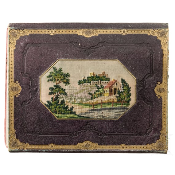 Kaiserin Elisabeth von &Ouml;sterreich - violette Lederschreibmappe aus ihrer Zeit als Prinzessin in Bayern, vor 1854