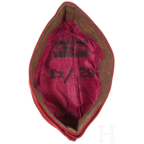 Drei Kopfbedeckungen der k.u.k. Armee, 1900 - 1918