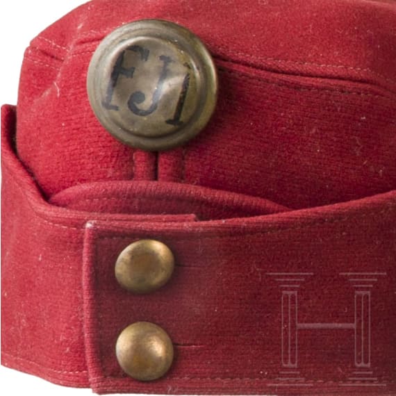 Drei Kopfbedeckungen der k.u.k. Armee, 1900 - 1918