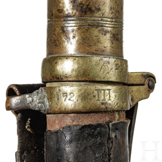 Fl&ouml;tenk&ouml;cher mit milit&auml;rischer Stempelung, um 1850