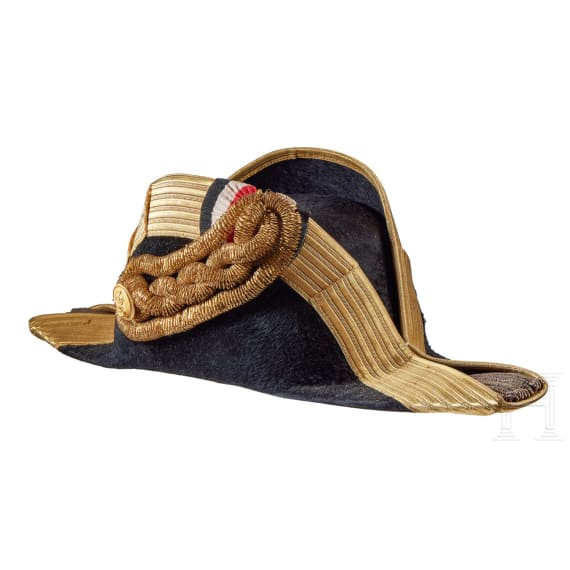 Kaiser Wilhelm II. - pers&ouml;nlicher Zweispitz und Epaulette als Gro&szlig;admiral, im Koffer