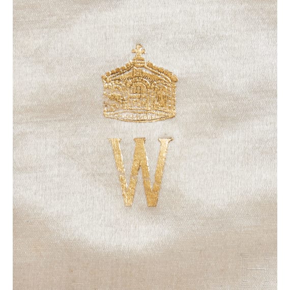 Kaiser Wilhelm II. - pers&ouml;nlicher Zweispitz und Epaulette als Gro&szlig;admiral, im Koffer