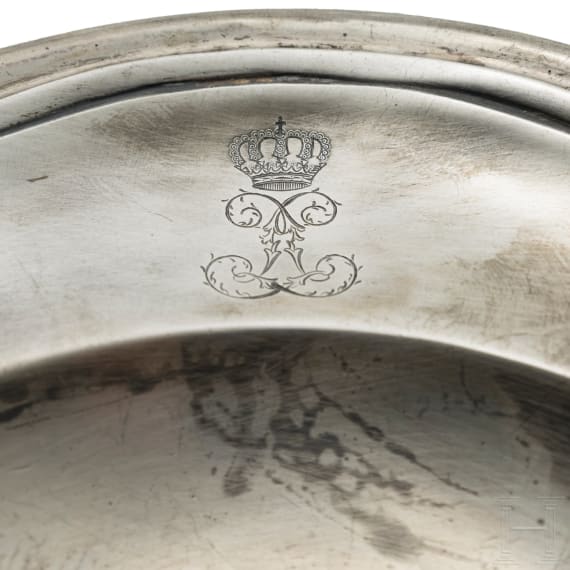 K&ouml;nig Ludwig II. von Bayern - silberne Vorlegeplatte aus dem Hofgala-Service, um 1880