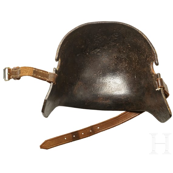 Grabenpanzer, Stahlhelm M 16 mit Stirnschild und Ausr&uuml;stungsteile
