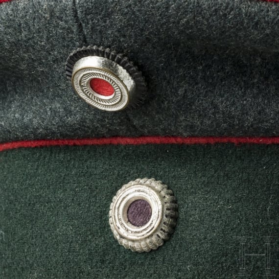 Feldgraue Schirmm&uuml;tze f&uuml;r Offiziere der J&auml;gertruppe