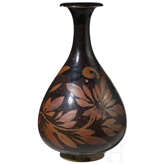 A rare Chinese russet-painted and black-glazed vase, probably Song/Yuan Dynasty, 13th/14th century