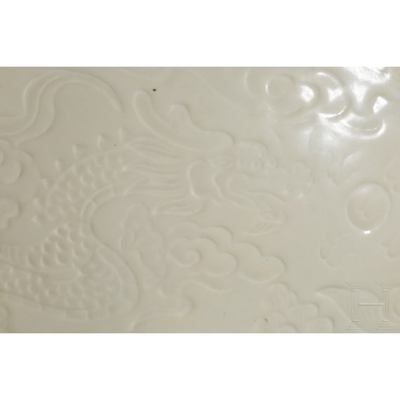 Seltene Ding-Schale mit Drachendekor, China, wohl 19. Jhdt.