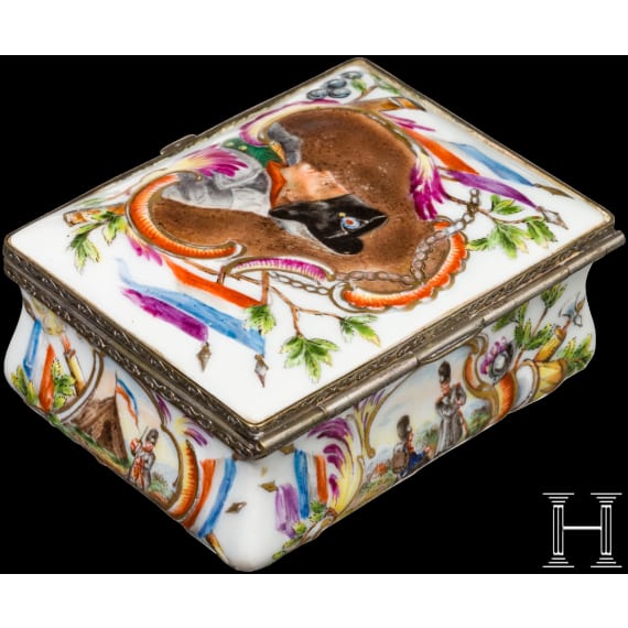 A porcelain box with Napoleon motif, circa 1815