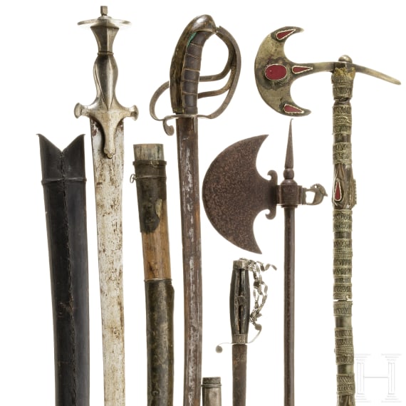 A collection of edged weapons, 19th/20th century