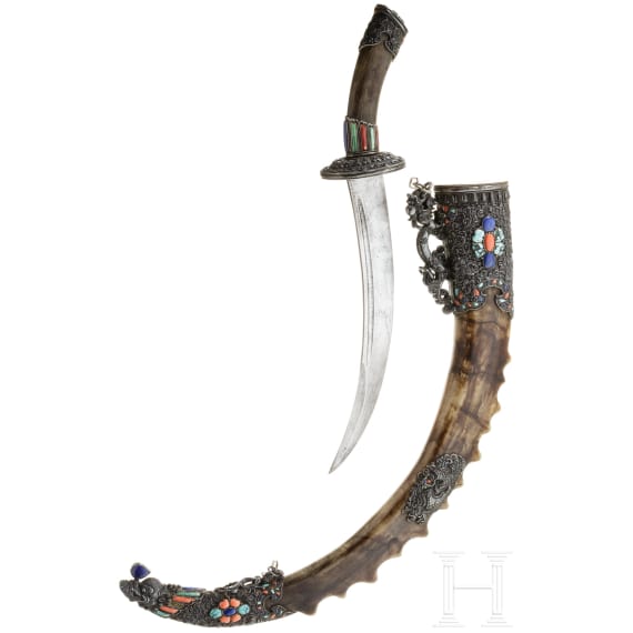 A magnificent Tibetan scimitar, 19th/20th century