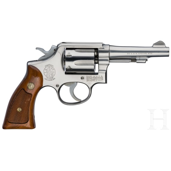 Smith & Wesson Mod. 64, "The .38 M & P Stainless"