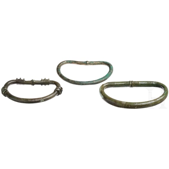 Three bronze bracelets of the Urnfield Culture in the shape of stirrups, 11. - 10th century B.C.