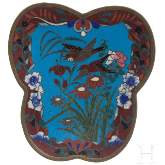Vier Cloisonné-Teller, Japan, um 1900