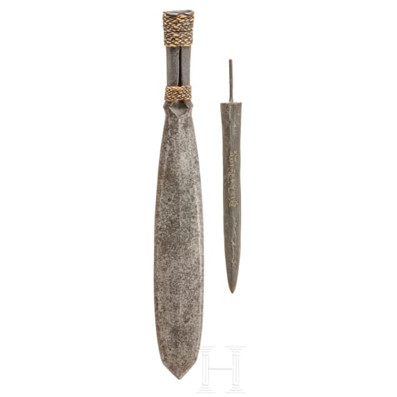 Haumesser mit Rotanggriff, dazu Krisklinge, Borneo, um 1900